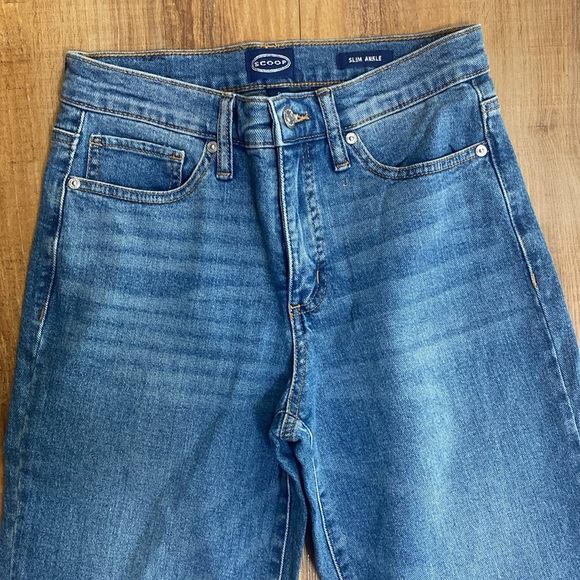 Scoop slim ankle medium wash jeans size 0 - Picture 3 of 8